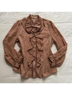 NWT Axes Femme brownish pink ruffled blouse with bow detail and lace trim
